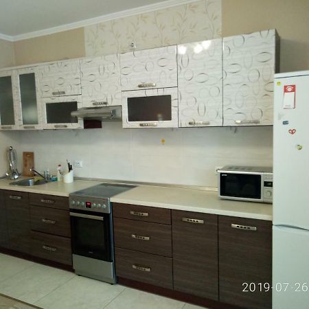 Люкс Апартаменты На Позняках Kiev Bagian luar foto